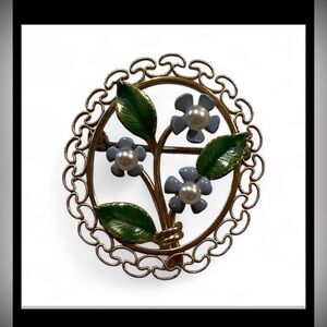 LAST CHANCE 🔥 Vintage Signed Krementz Flower Pin #7655